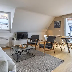 https://penthouse-on-the-tagus-in-alfama.hotels-lisbon-portugal.com